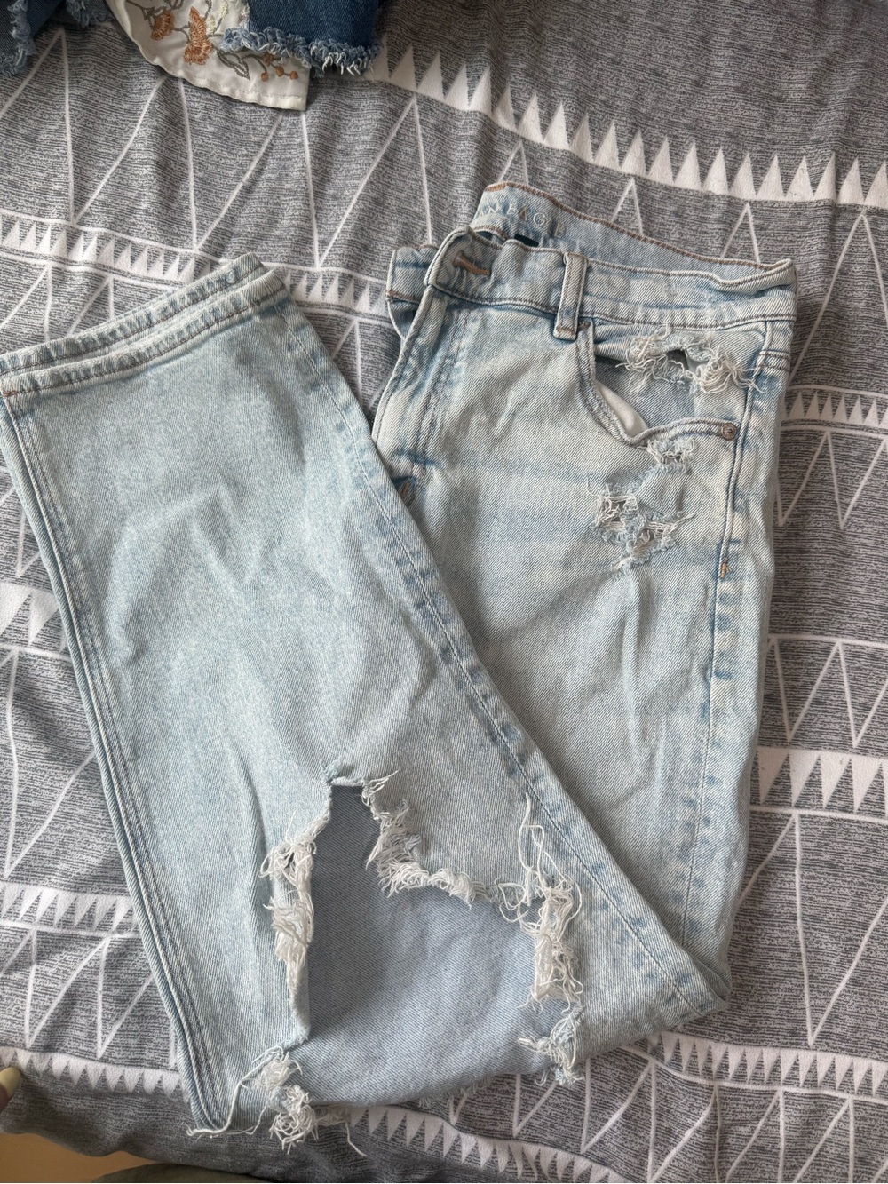 American Eagle Outfitters Super High Rise Ankle Straight